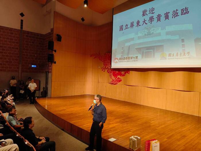 詹信德主任秘書