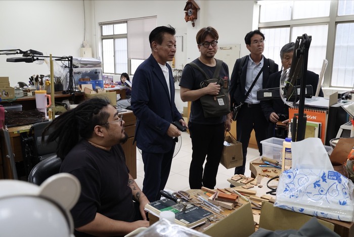 參觀金工工作室