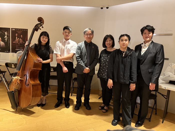 李宛庭-低音提琴、李松澤-單簧管、邱上嘉校長、張曉雯主任、張憬遇-長笛、黃子宜-指揮