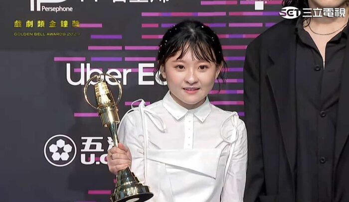 陳怡嘉得獎照片圖片