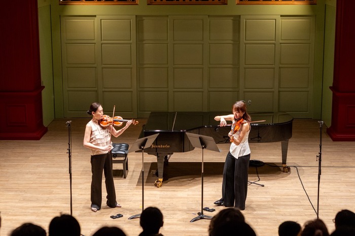 小提琴周郁芝、小提琴李純欣