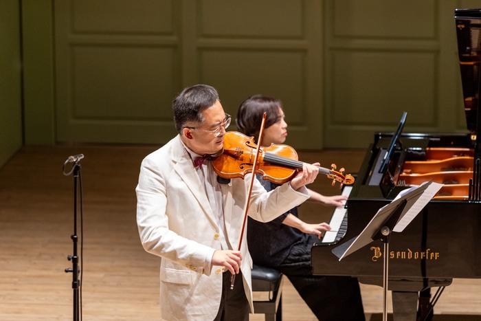 小提琴李音、鋼琴鍾曉青