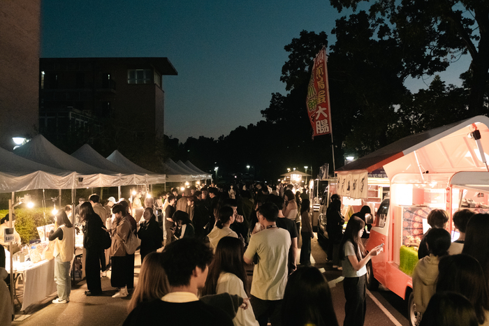 熱鬧的藝農市集