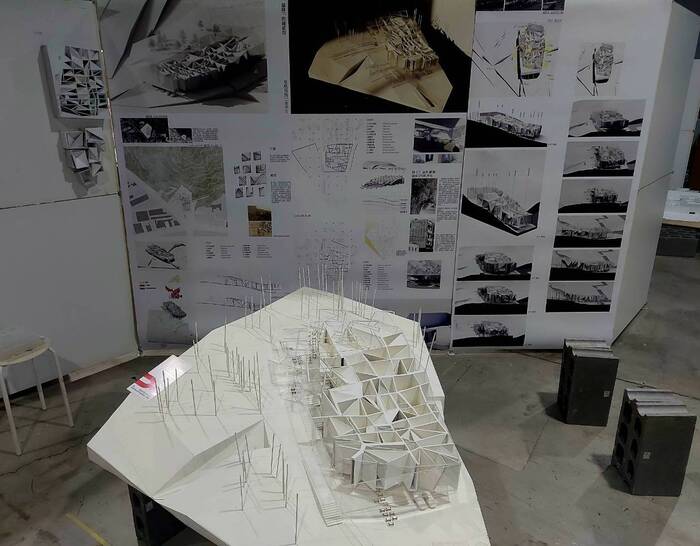 蕭湘穎同學,參賽作品《偏移下的修道院》