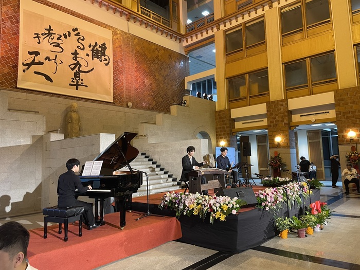 〈楓橋夜泊〉(古箏、簫與鋼琴）圖片