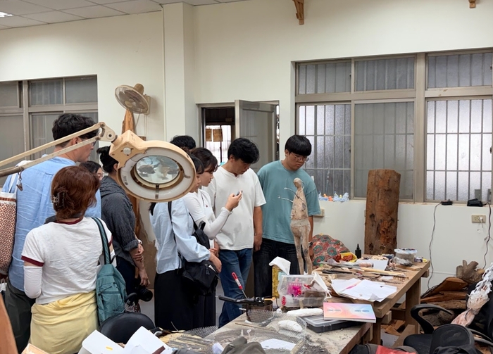 參觀木質工作室