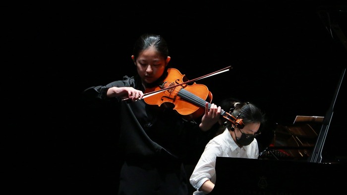 中提琴：林育汝  鋼琴合作：林佩勳