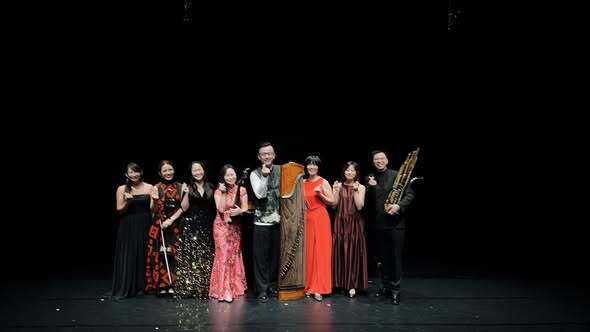 樂景最終場演出老師大合照圖片