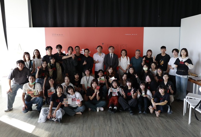 開幕現場大合照圖片