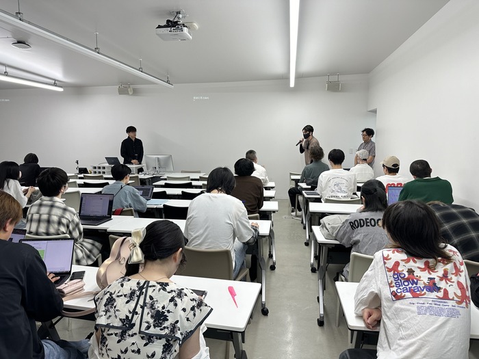 與大阪藝術大學學生演講