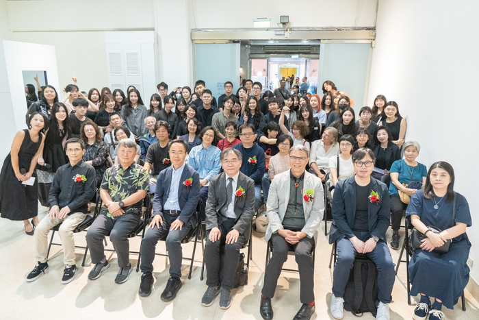 貴賓與所有參展同學合影