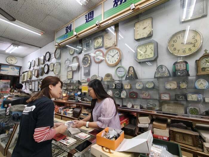 謝侑恩老師、策展人陳韻如