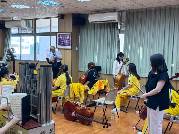 雙十國中教務主任