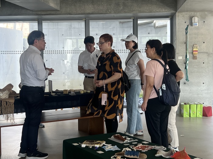 參觀苧麻與鳳梨纖維家飾設計應用班成果展